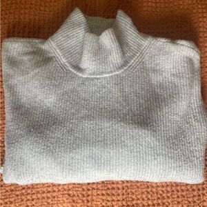 Abercrombie & Fitch Grey Sweater
